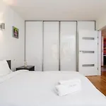 Angel City Center Luxury Apartments By Amstra